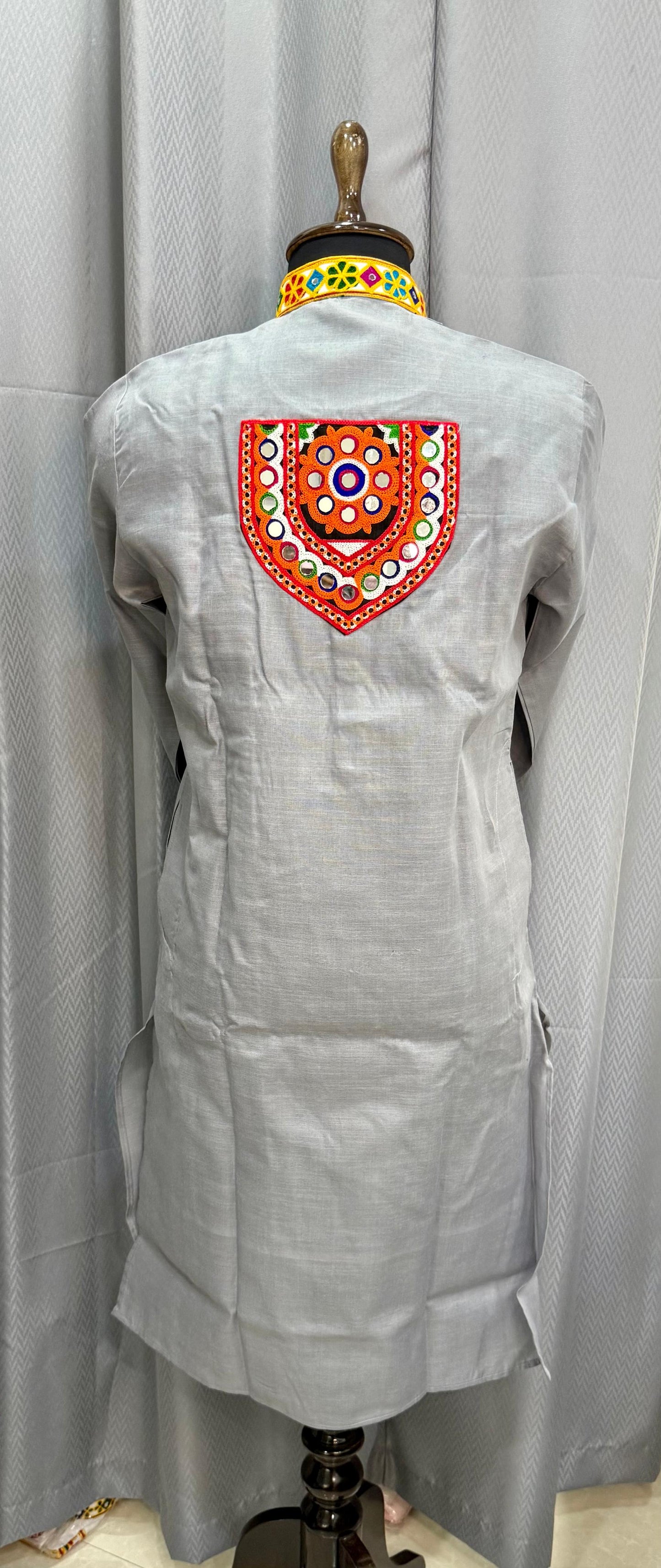 Day 7 : Gamthi Traditional Grey Kurta