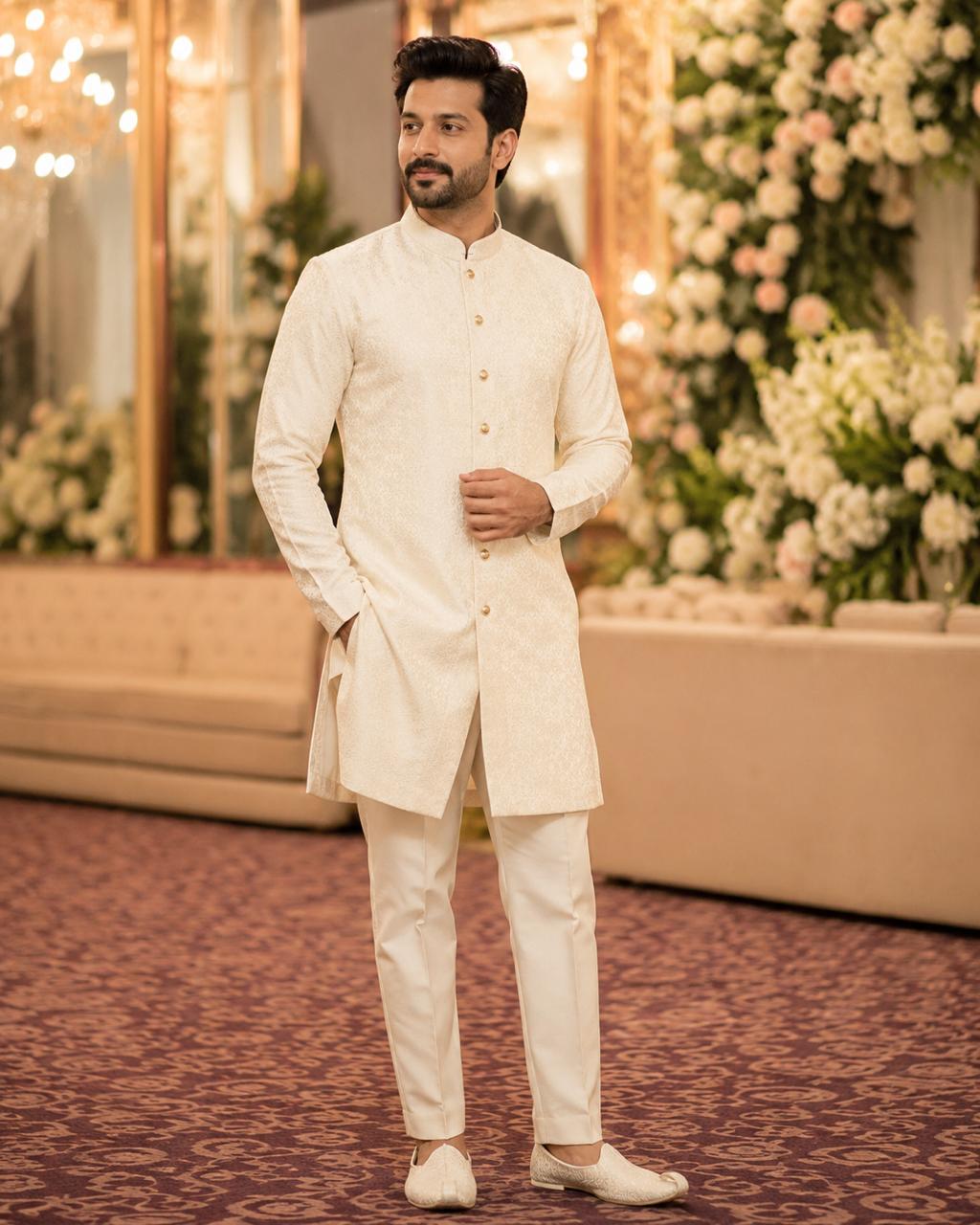 Cremefarbenes Jacquard Indowestern-Set